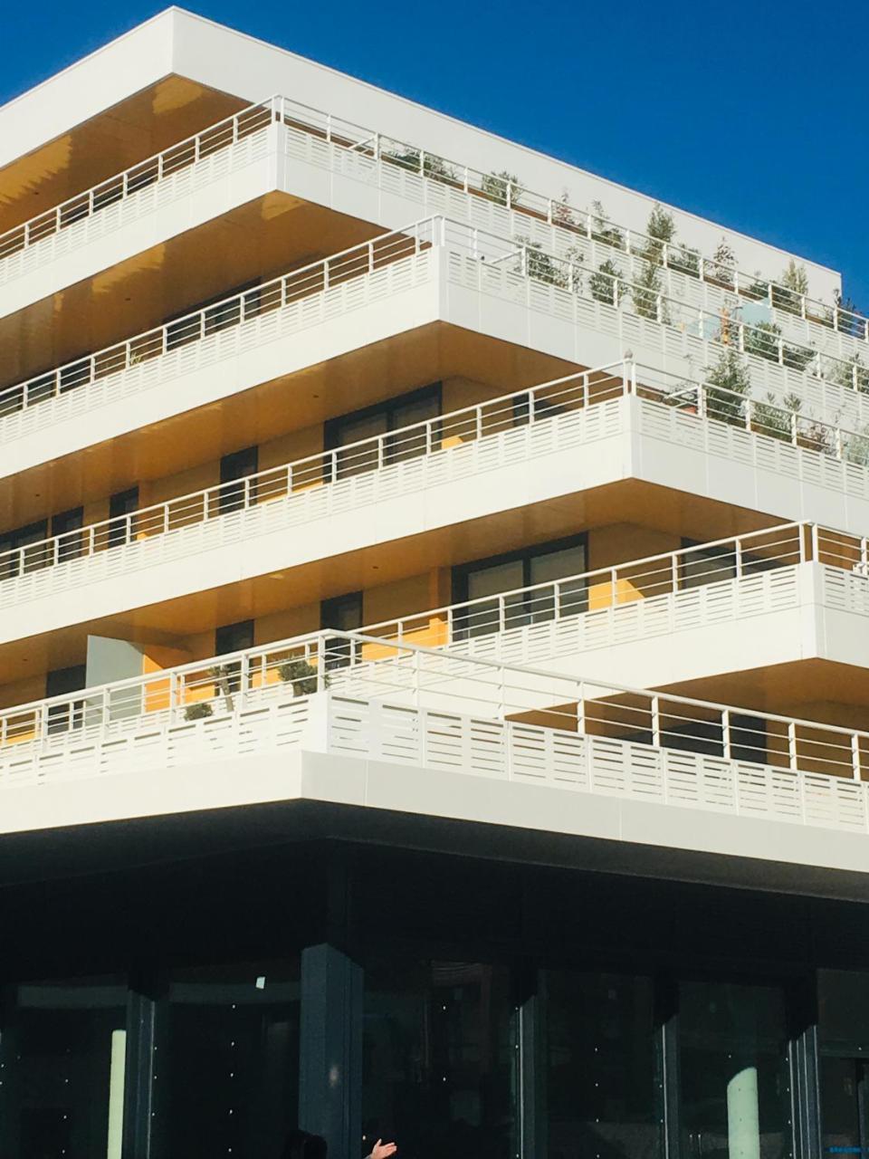 Vacances A Nice Terrasse Ensoleillee & Parking A La Gare Du Sud Екстериор снимка