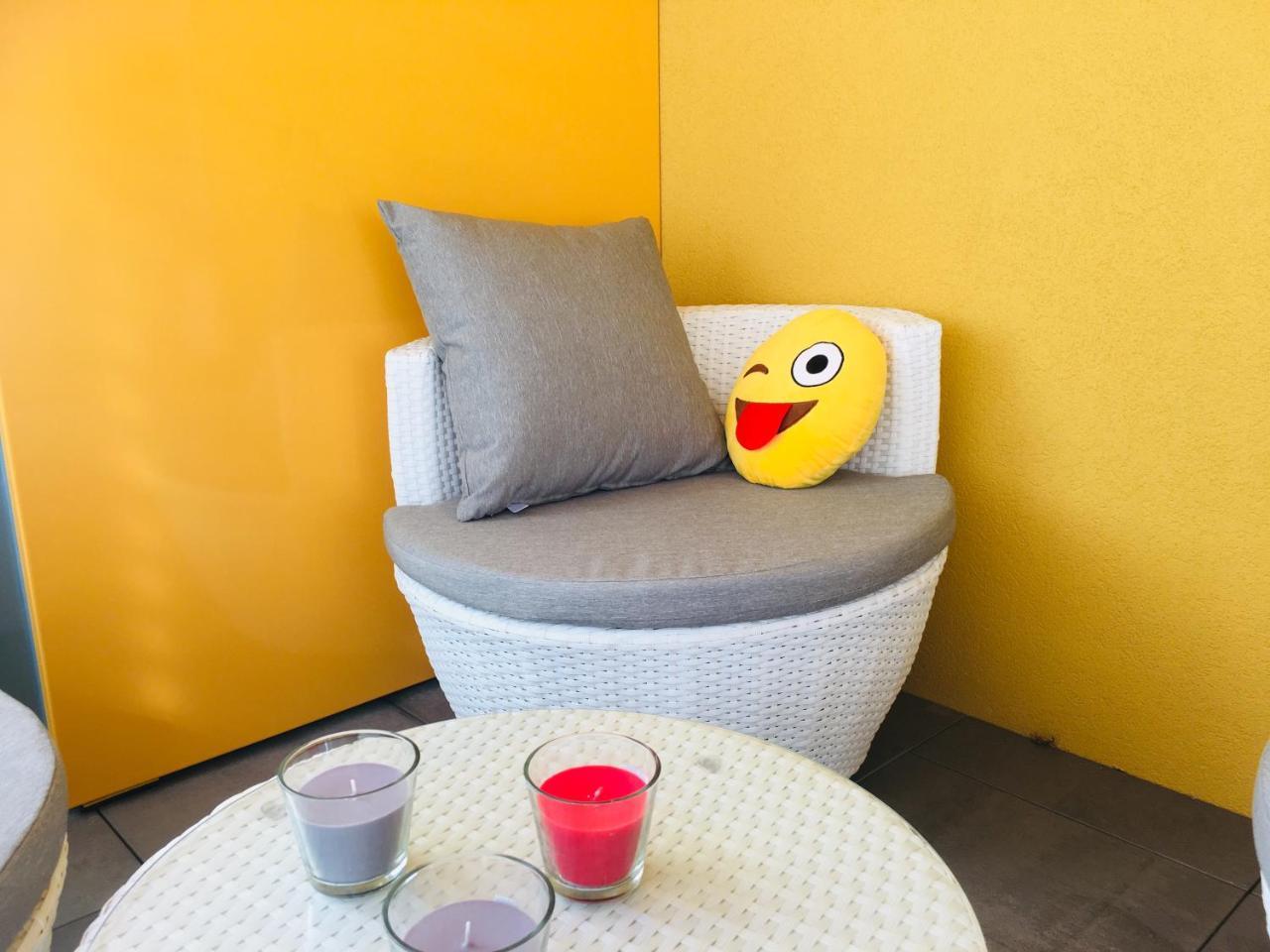 Vacances A Nice Terrasse Ensoleillee & Parking A La Gare Du Sud Екстериор снимка